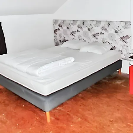 Ferienhaus Spacious House In